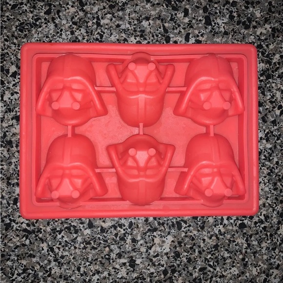 Set of 6 Star Wars silicone ice pop molds Williams Sonoma - Picture 4 of 12